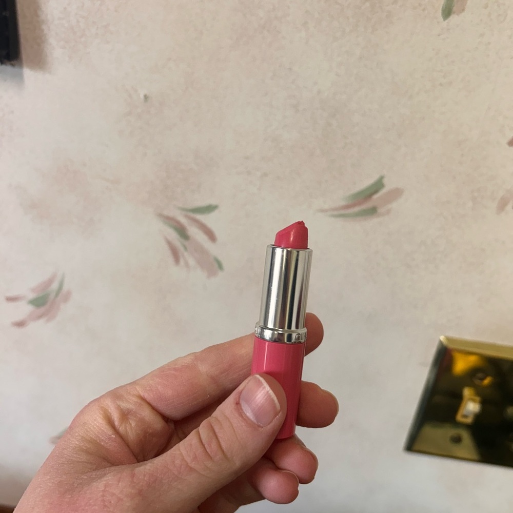 Clinique Pink Lipstick in Bright Rose Tone